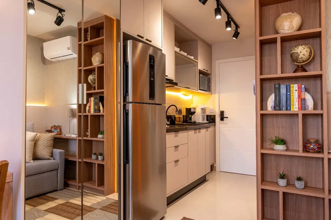 Furnished 1-bedroom apartment with no parking space — photo 2