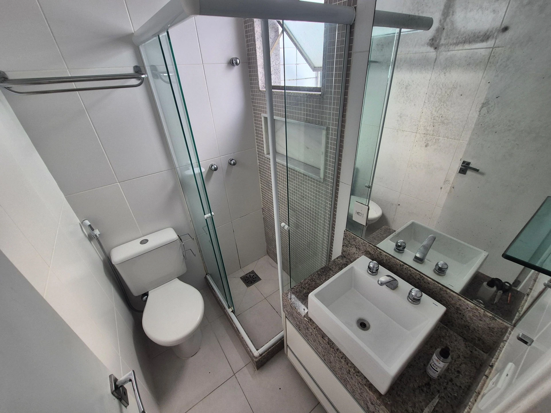 Apartamento de 2 quartos em condomínio com piscina — photo 36