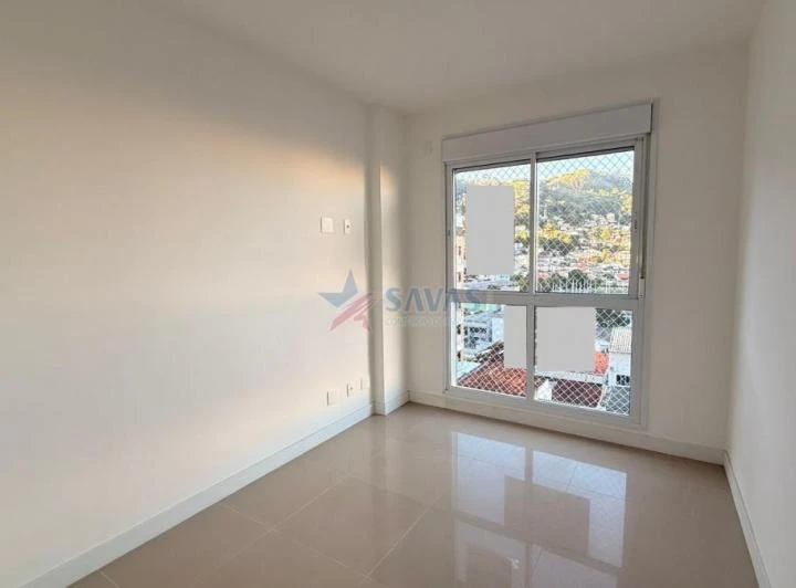 2-bedroom apartment with en-suite and balcony — photo 6