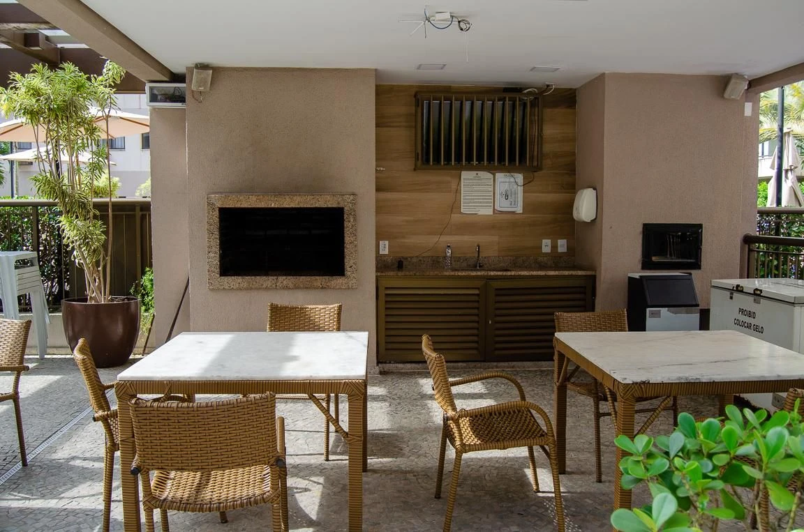 Furnished apartment, 65 m², with a glass-enclosed balcony — photo 27