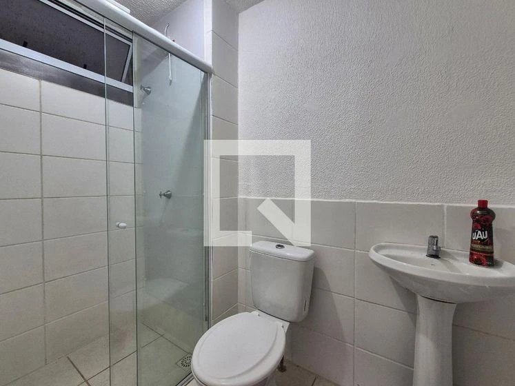 2-bedroom apartment in a building with a gym — photo 7