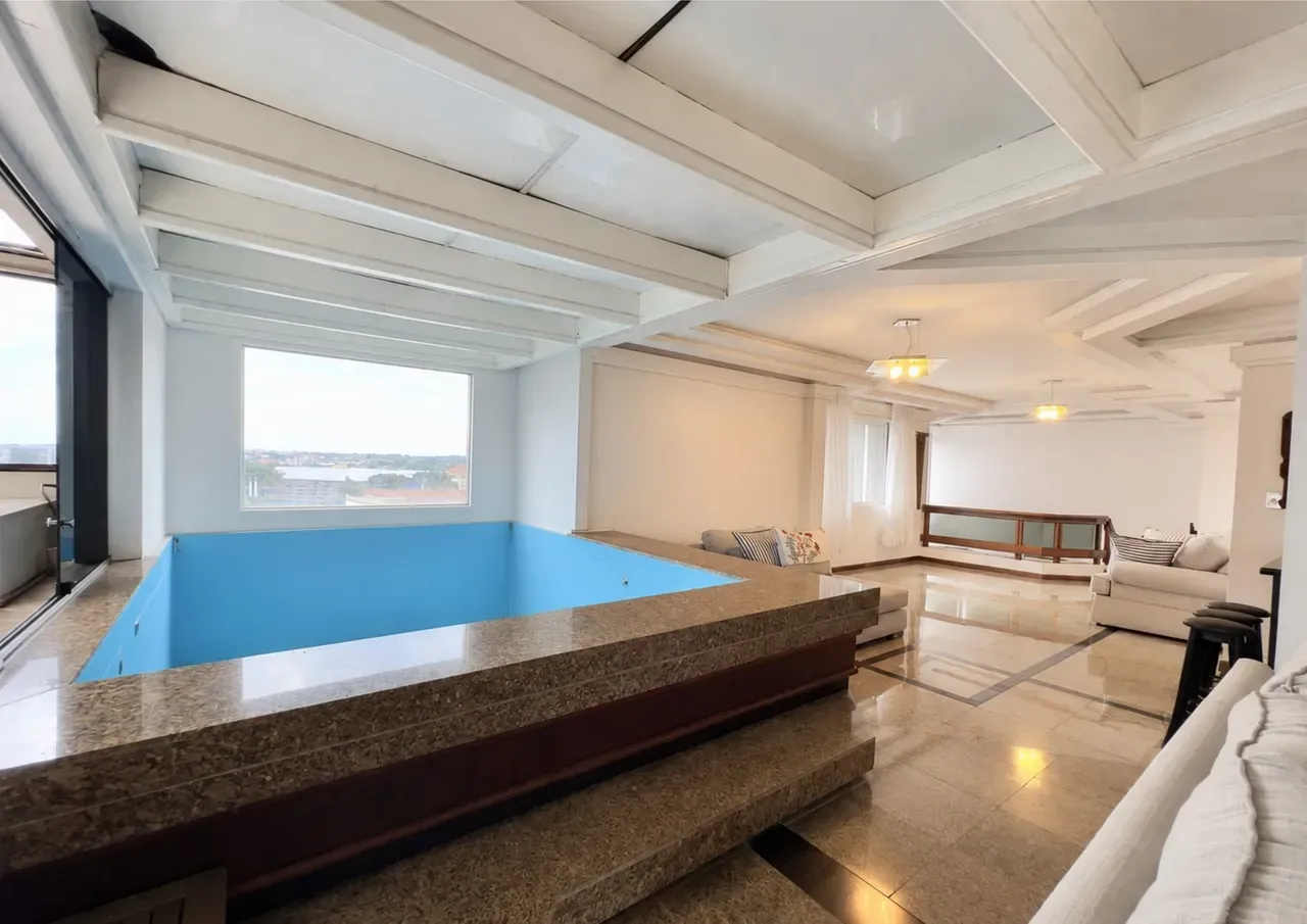 Furnished penthouse apartment with 4 bedrooms — photo 10