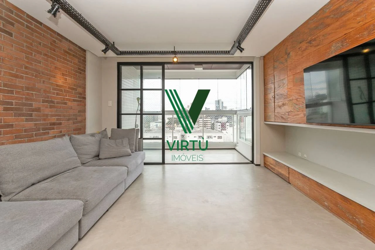 Furnished 3-bedroom apartment with enclosed balcony — photo 8