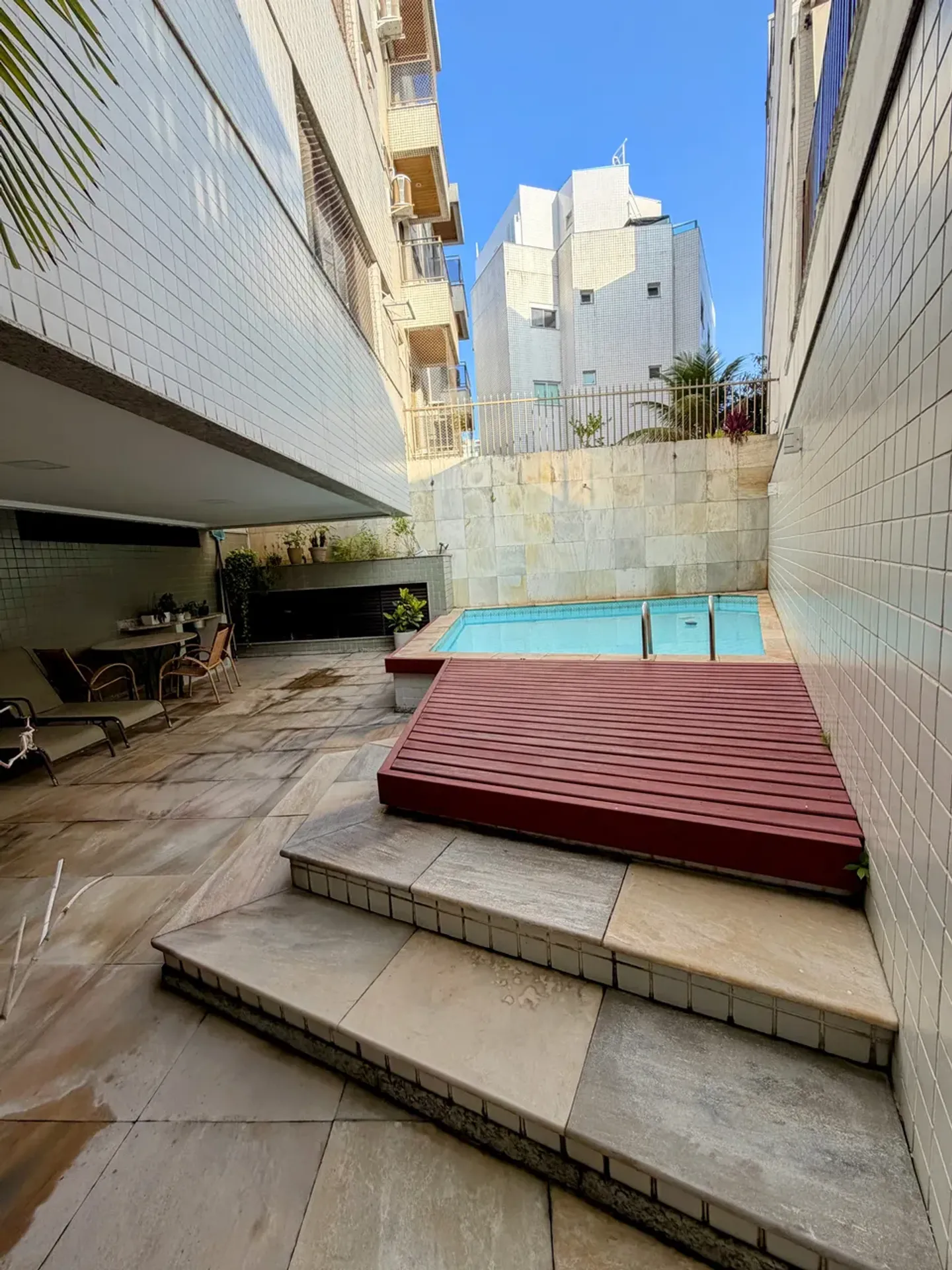 3-bedroom apartment with glass-enclosed balcony and 4 baths — photo 45