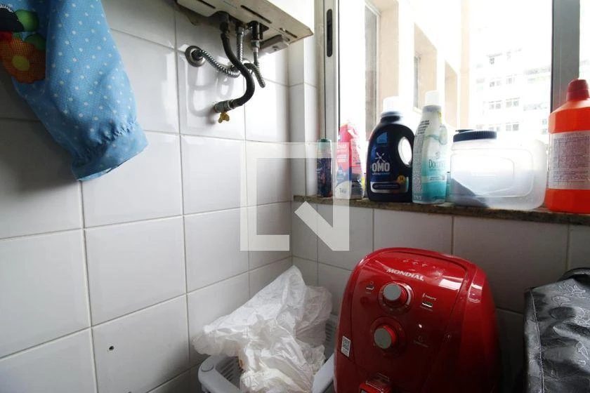 3-bedroom rental apartment with an enclosed balcony — photo 35