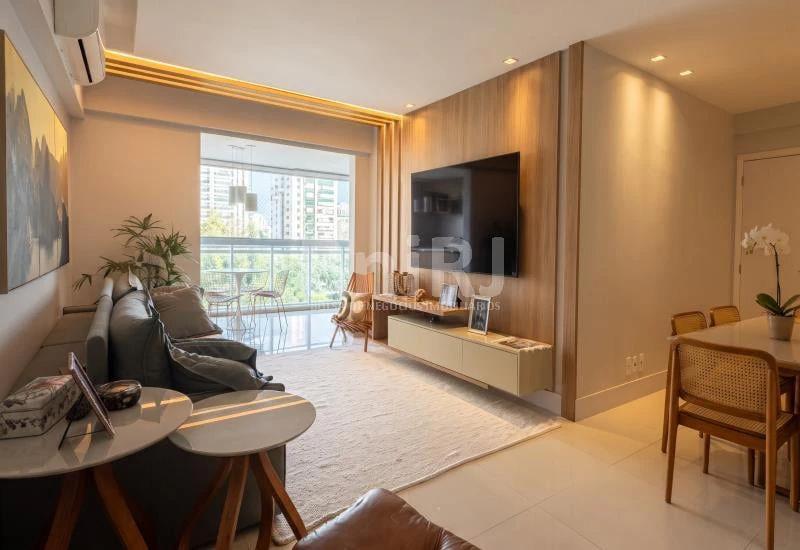 160 m² apartment with 4 bedrooms and 1 bathroom — photo 7