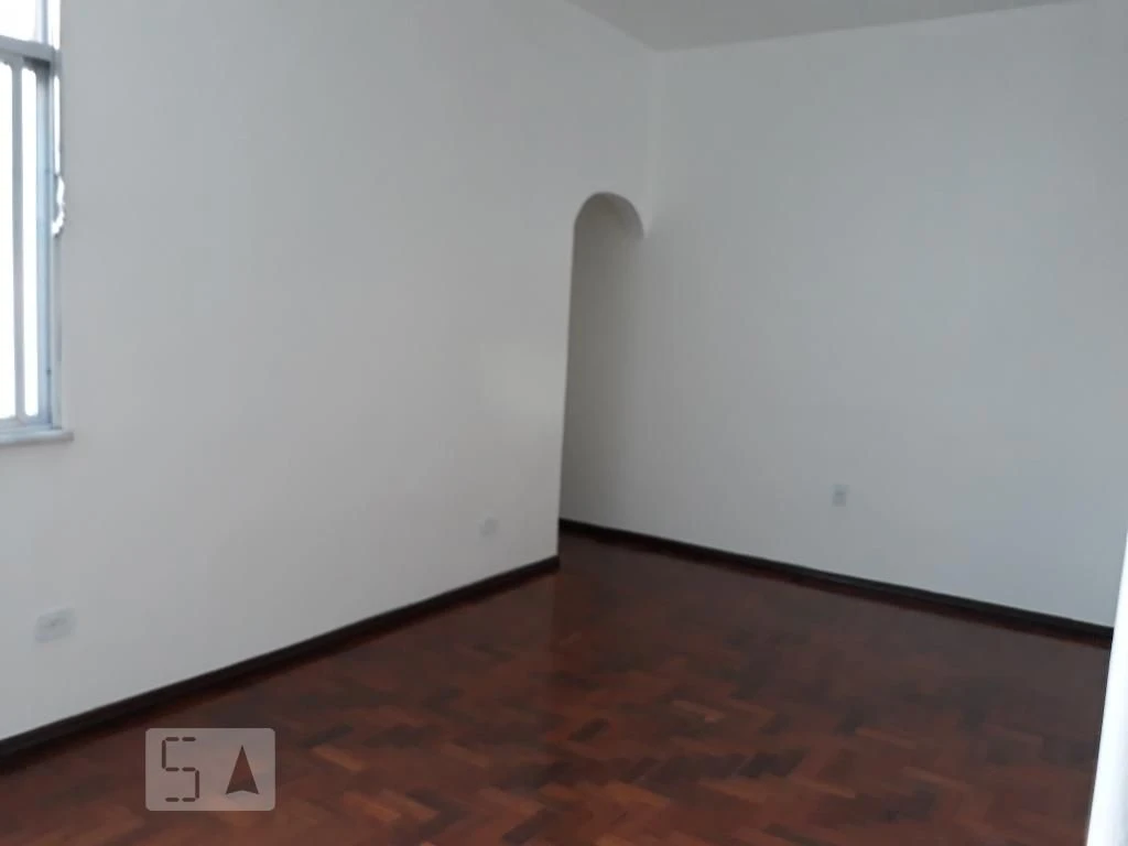 Apartment, 74 m², with wood or laminate floors — photo 6