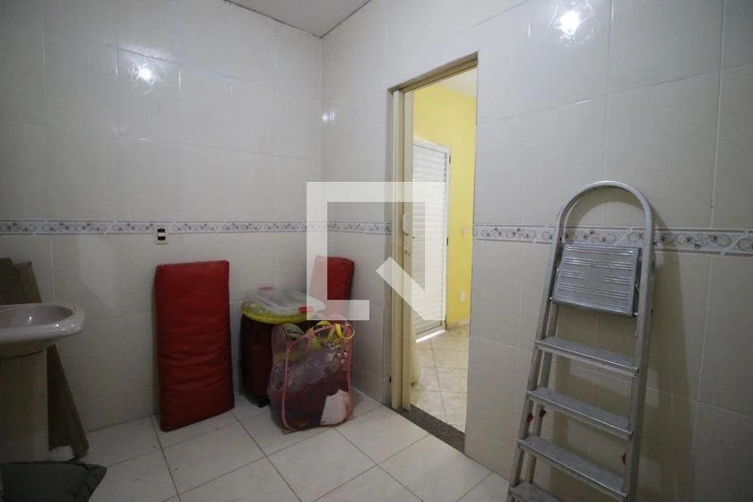 Apartamento de 260 m² com banheira e espaço de home office — photo 39