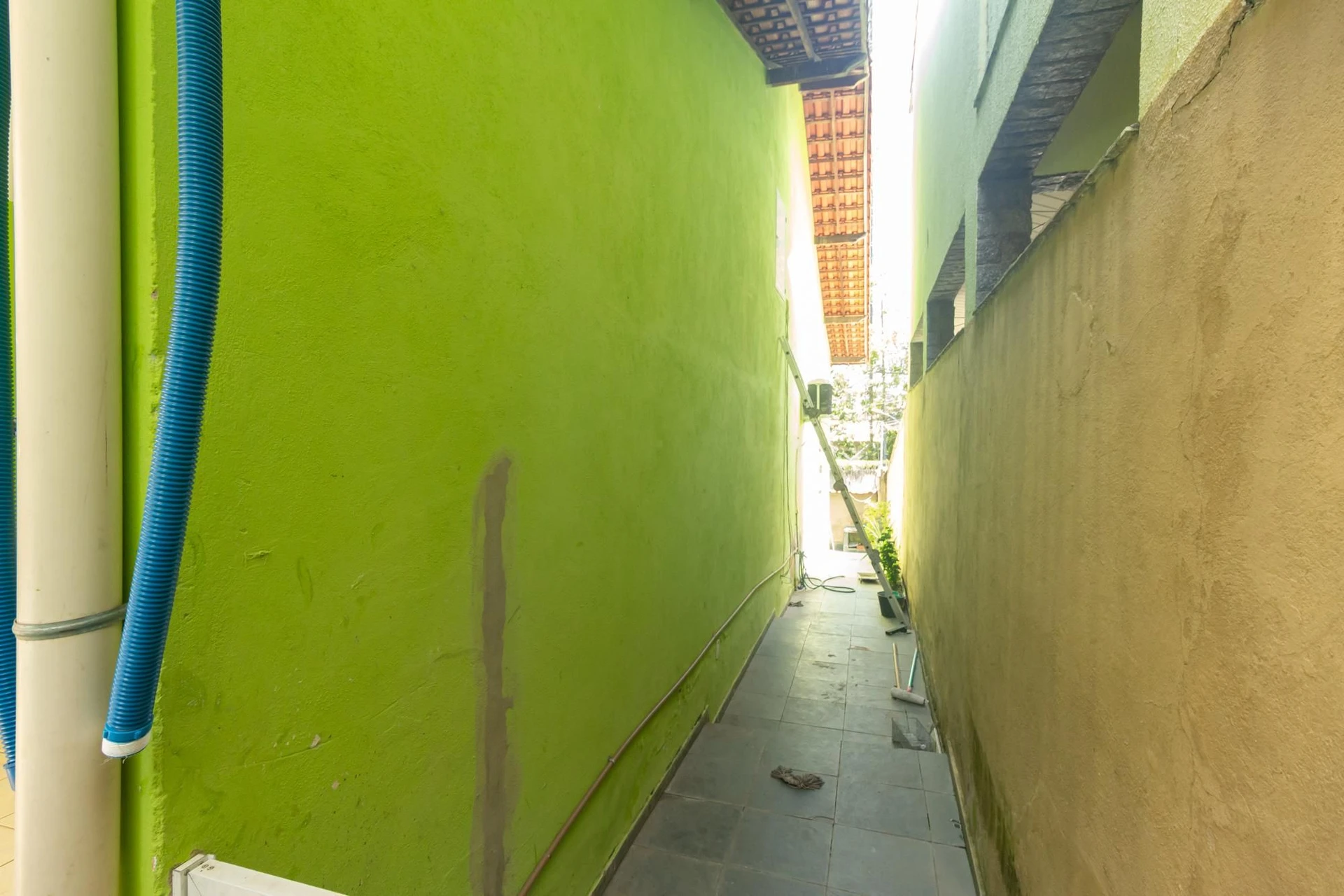 Casa amueblada de 2 dormitorios con parrilla en el balcón — photo 18