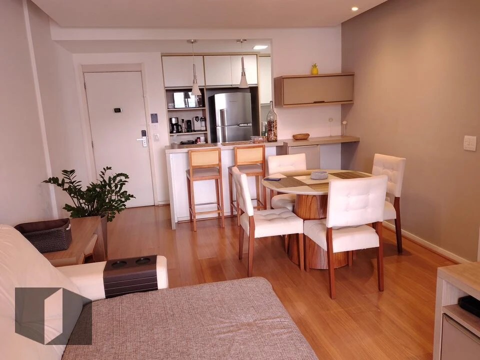 Furnished 84 m² apartment with 3 bedrooms and a suite — photo 3