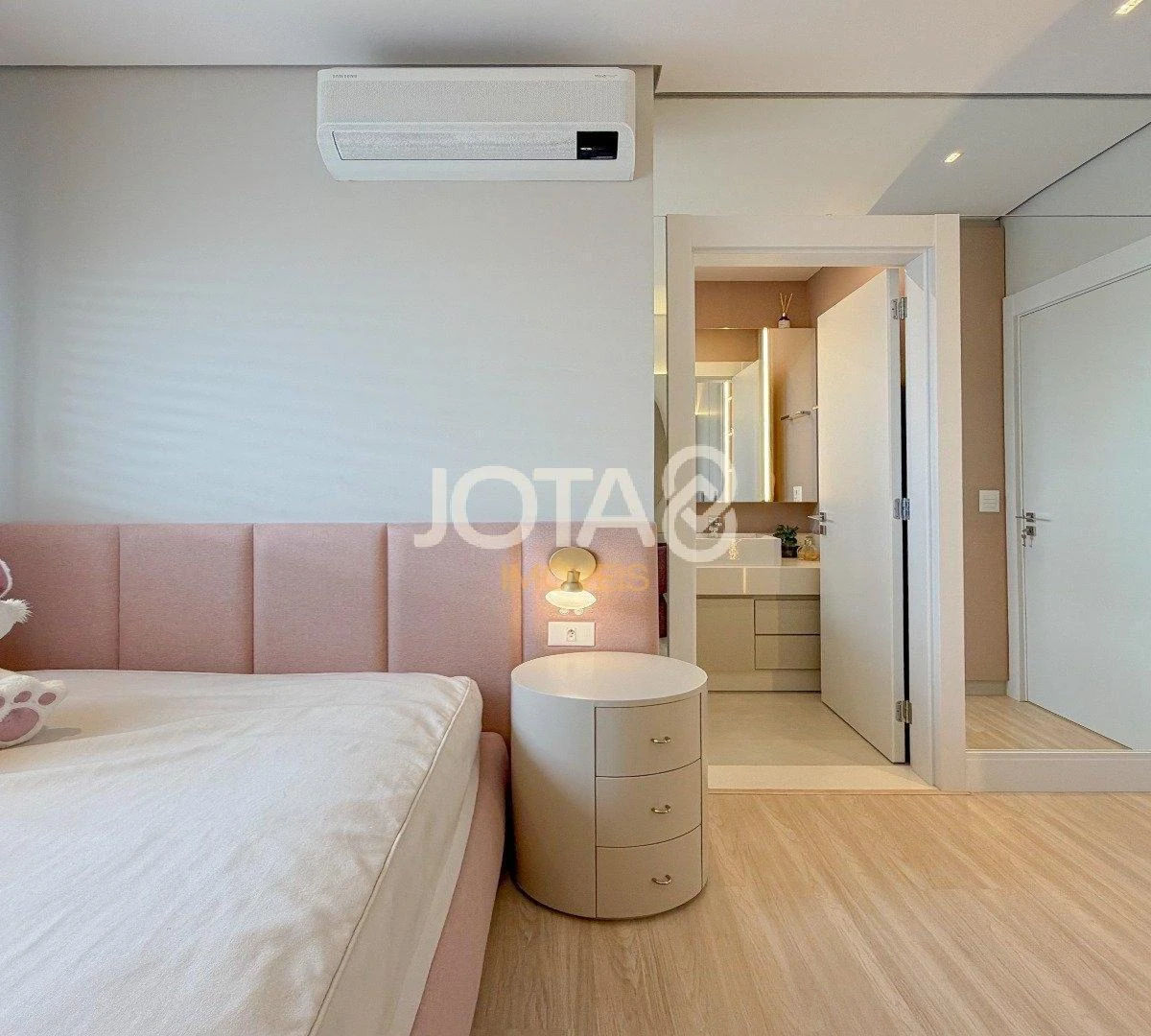 Apartamento amueblado de 231 m² con 3 suites y balcón — photo 45