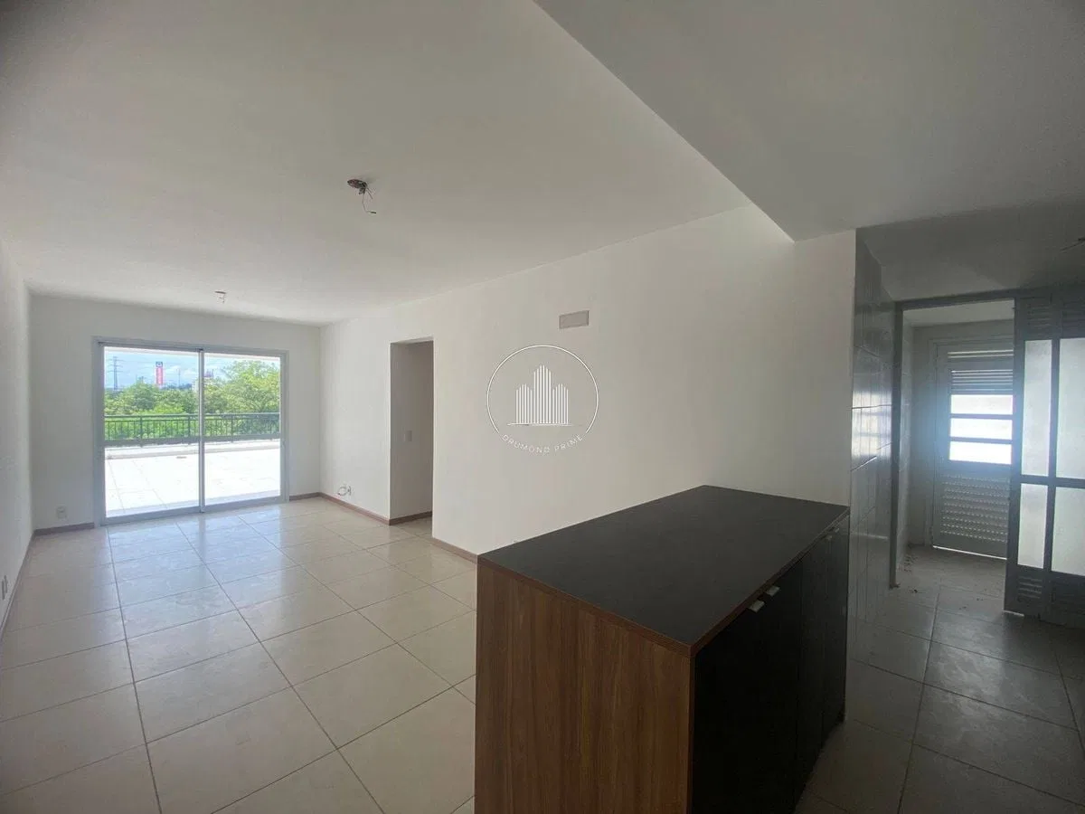 3 en-suite bedroom apartment with 2 parking spaces