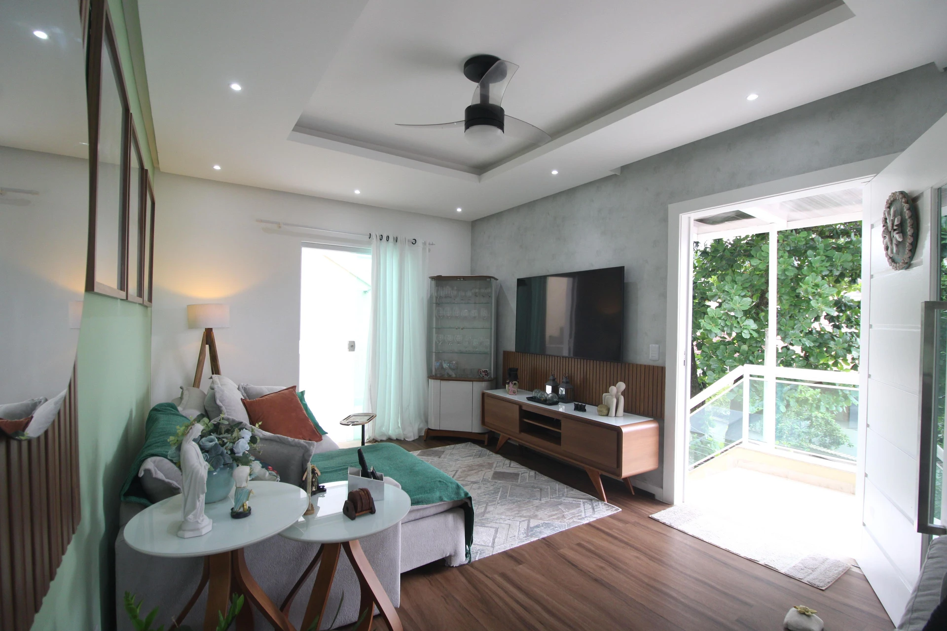 Casa mobiliada com 3 suítes e cozinha aberta com fogão a gás — photo 17