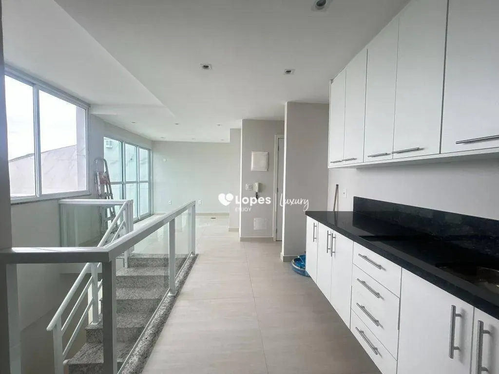 Duplex penthouse with private pool and 316 m² — photo 36