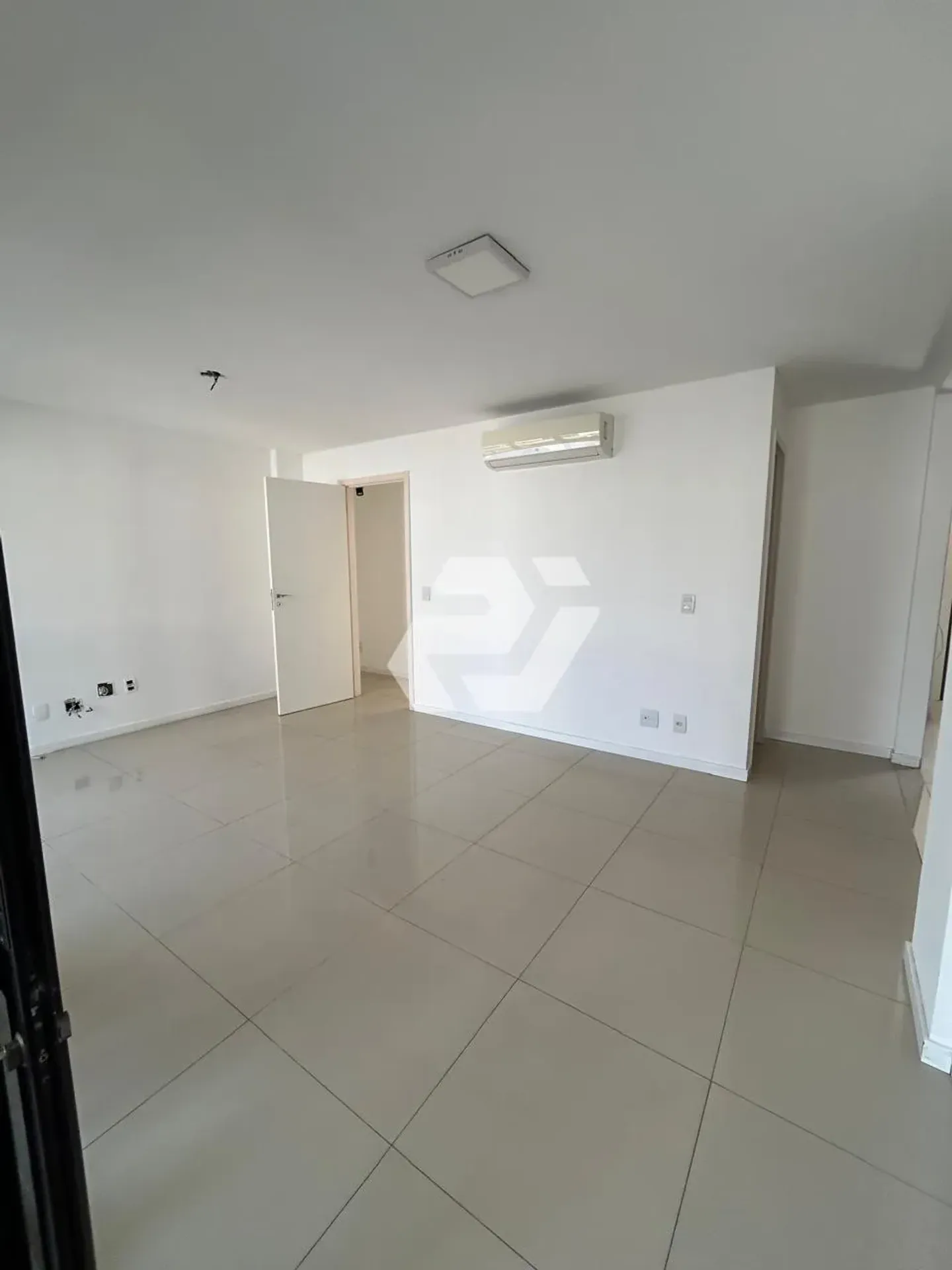 Apartamento de 310 m² com 4 quartos e jardim privativo — photo 6