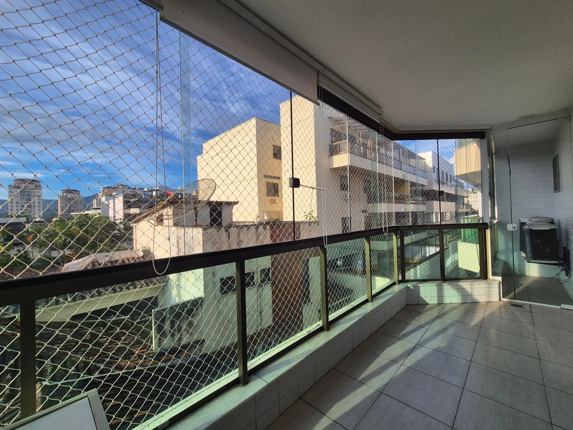 Apartamento de 2 quartos em condomínio com piscina — photo 10