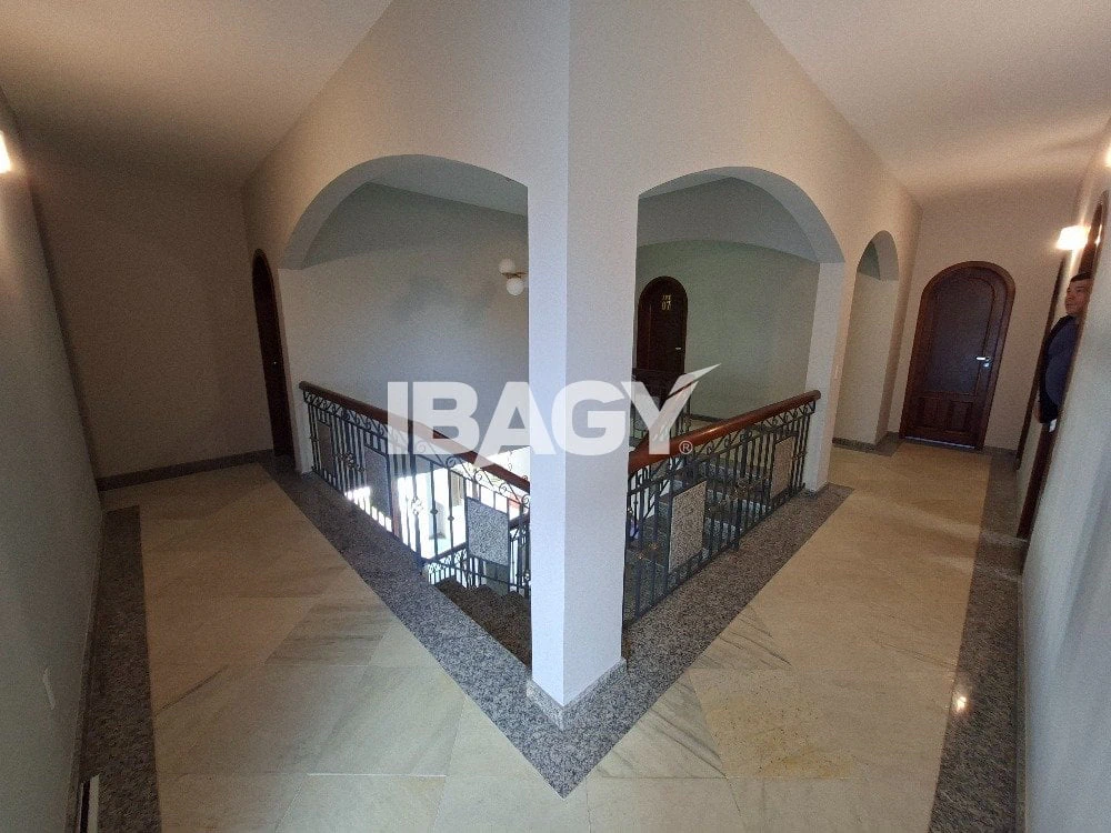 Furnished 16 m² studio with 1 bedroom and no parking
