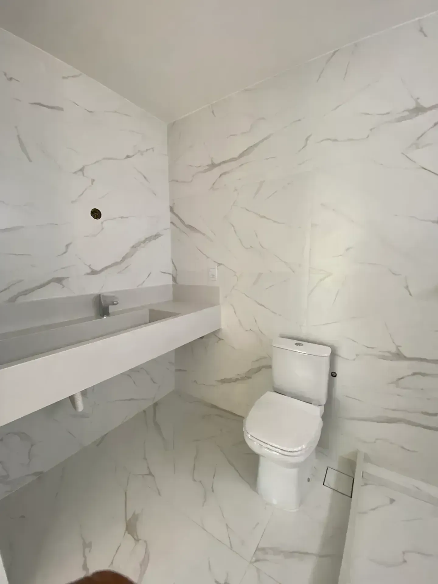 Unfurnished house with 5 bedrooms and 5 bathrooms — photo 15
