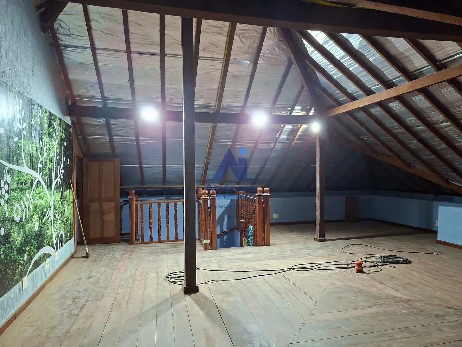 Casa sem mobília com churrasqueira na varanda — photo 55
