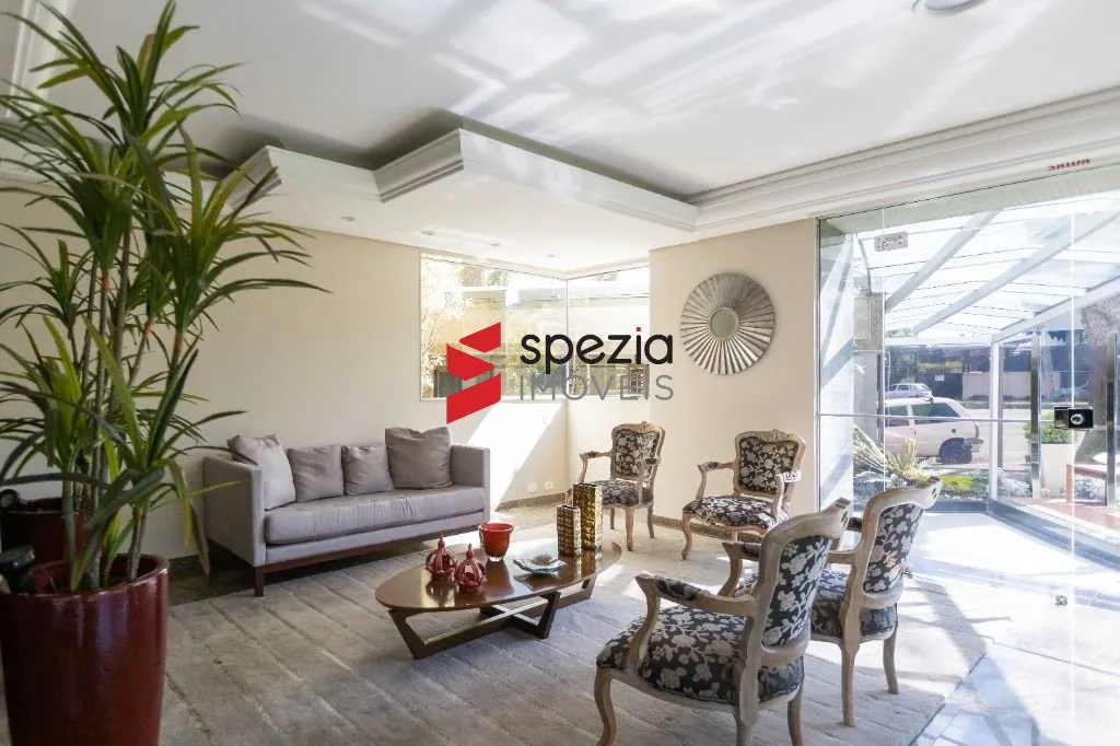 332 m² apartment with 2 bedrooms and 5 bathrooms — photo 32