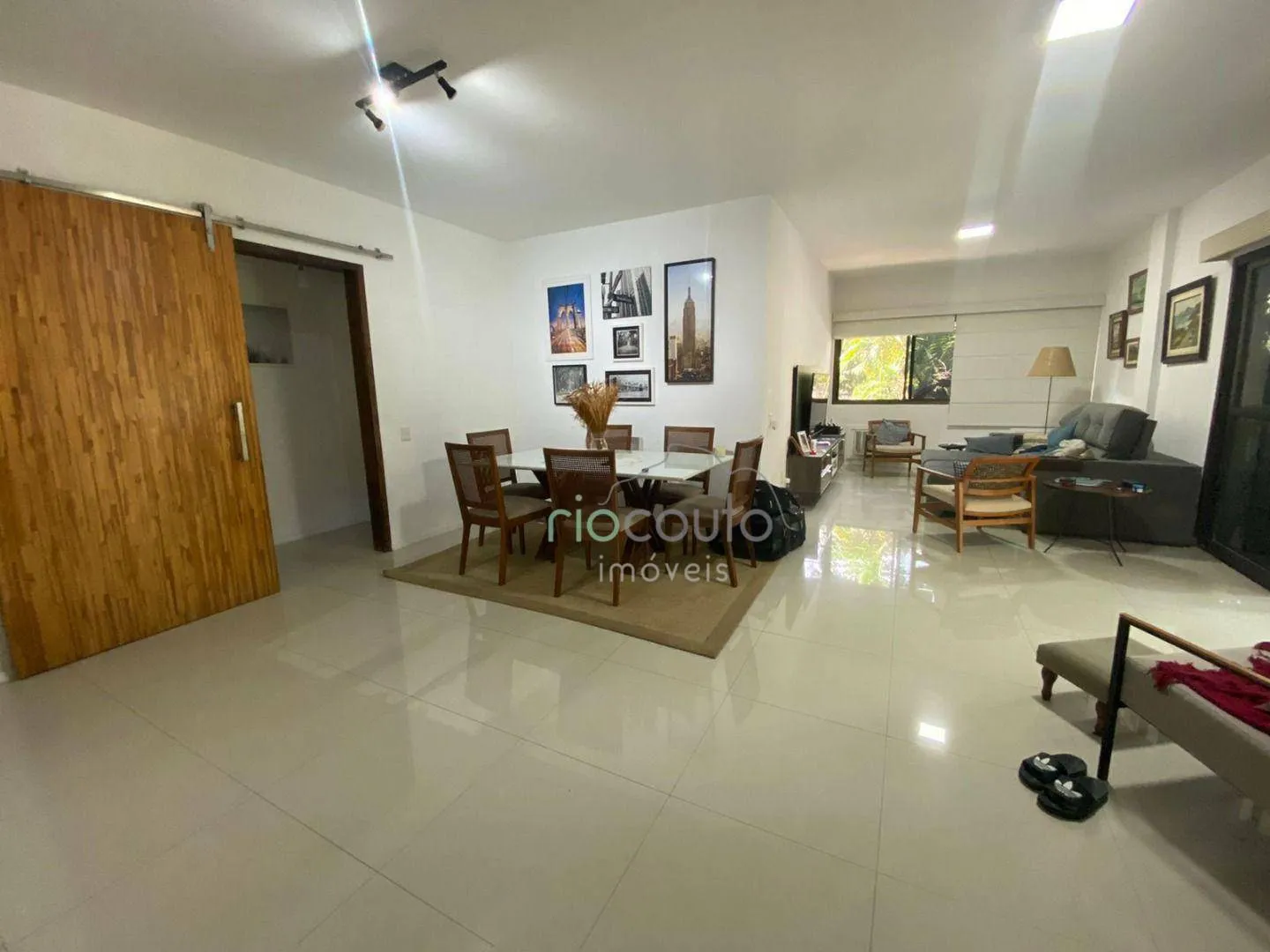 Furnished 3-bedroom apartment with suite, 153 m²