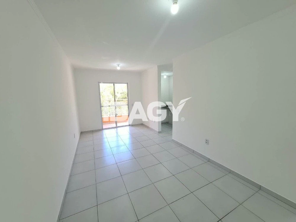 Piscina privada y 2 dormitorios: departamento de 54 m²