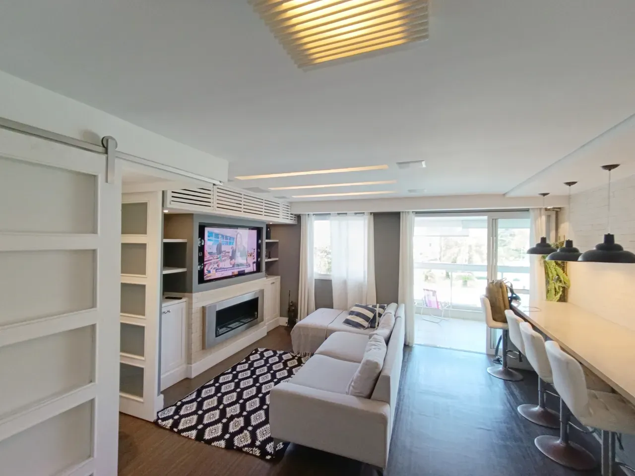 Cobertura duplex mobiliada com 2 quartos e 4 banheiros — photo 3