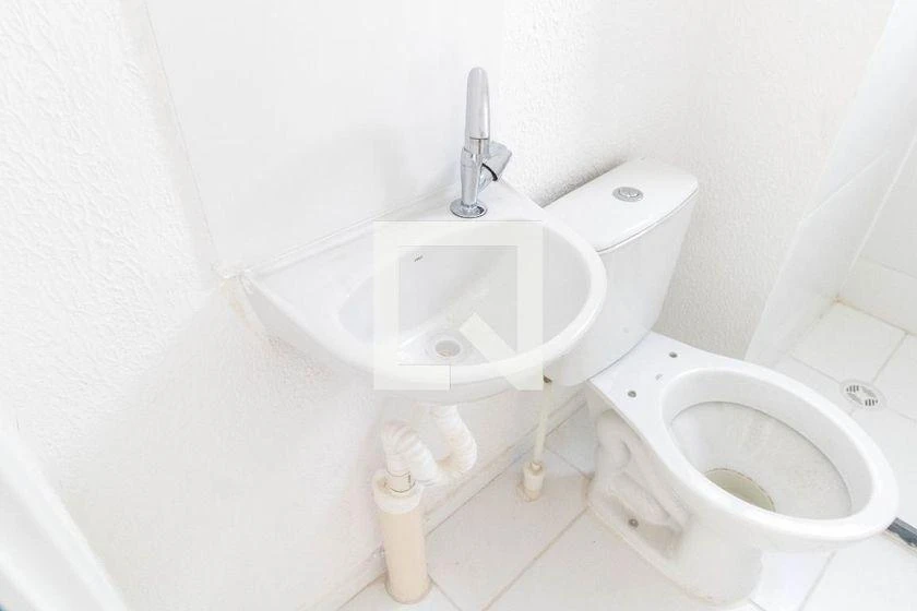 Apartamento sem mobília com 2 quartos e 1 banheiro — photo 18