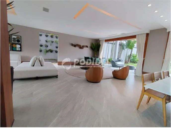 Casa mobiliada com 5 suítes e 13 banheiros — photo 17