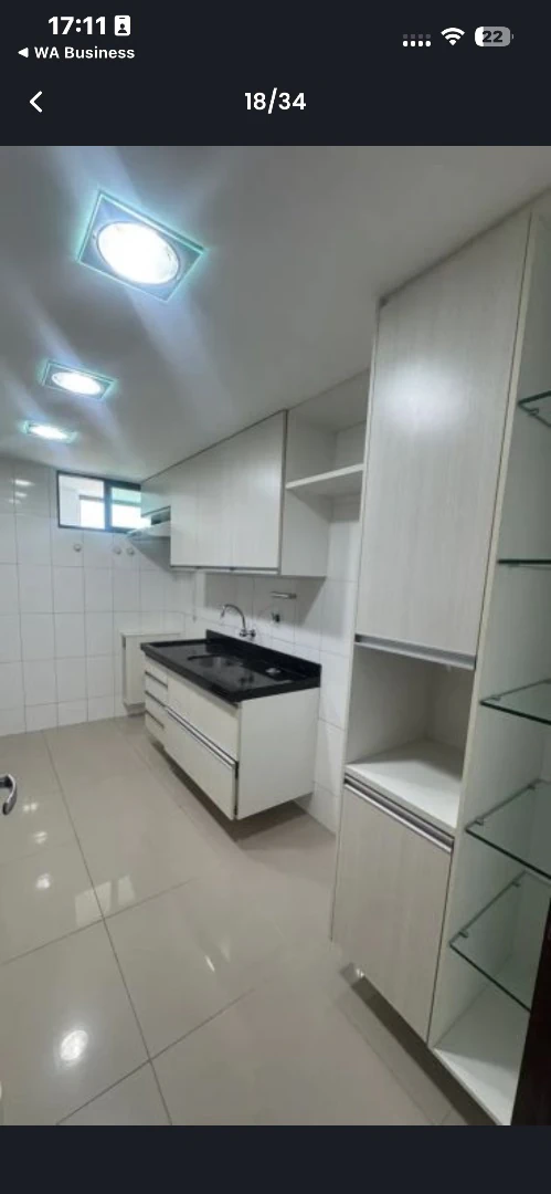 Квартира 70 м² із заскленим балконом та робочим місцем — photo 2