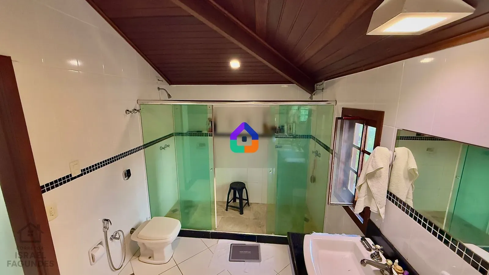 Furnished 605 m² house with 6 bedrooms and 15 parking — photo 37