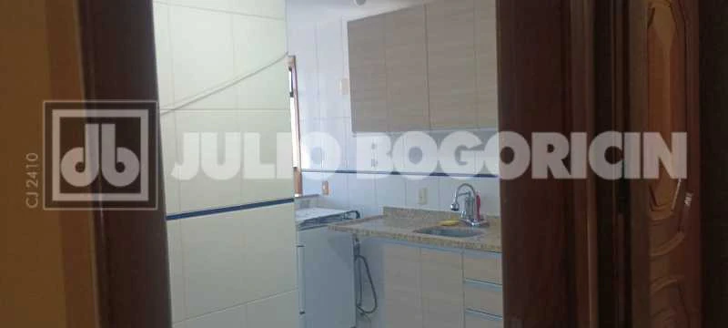 Furnished 2-bedroom apartment with glassed-in balcony — photo 14