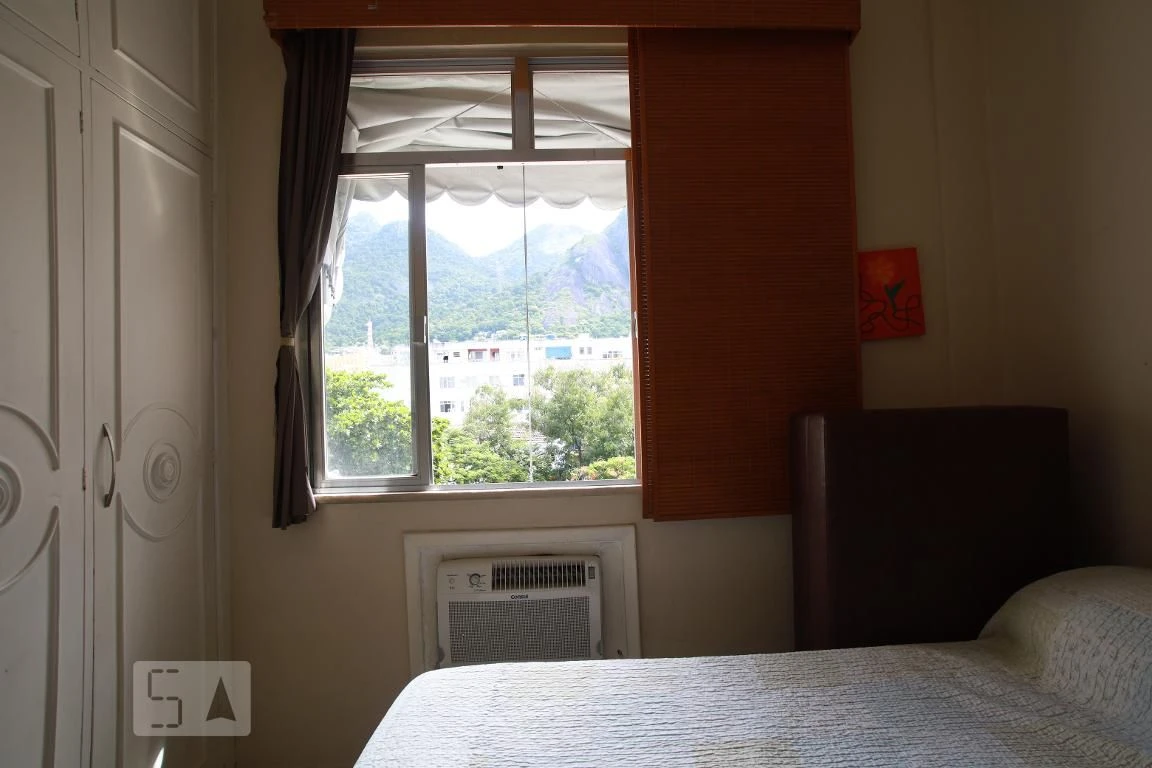 Furnished 2-bedroom apartment with 2 bathrooms — photo 4
