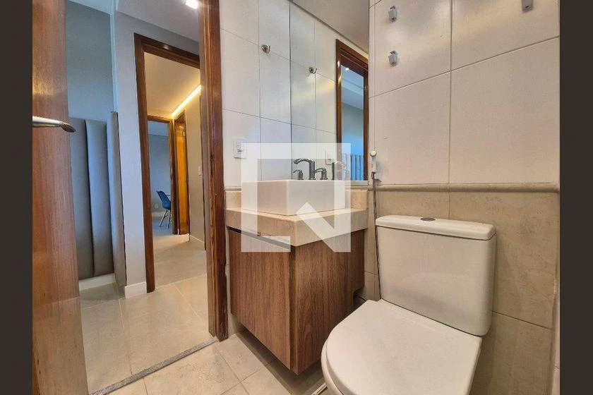 Furnished 3-bedroom apartment with balcony and views — photo 31
