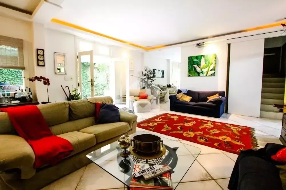 400 m² furnished house with 6 bedrooms and en-suites — photo 8