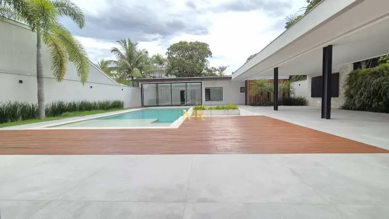 Casa com 5 quartos e cozinha em conceito aberto — photo 5