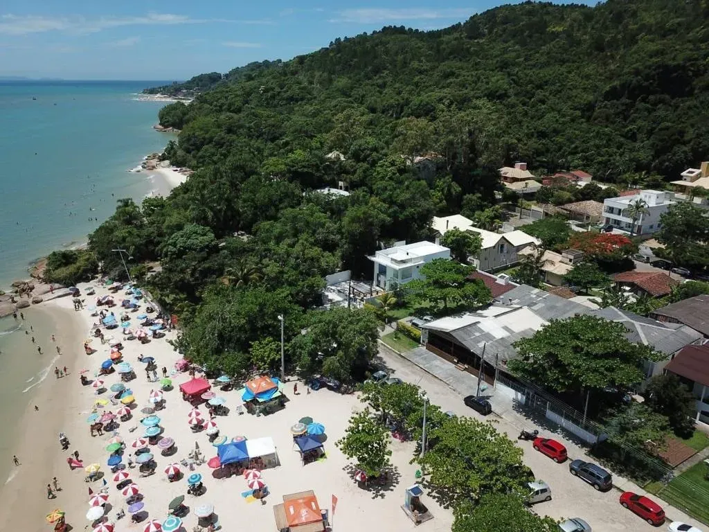 Casa com 5 quartos, 3 suítes e piscina ao ar livre — photo 18