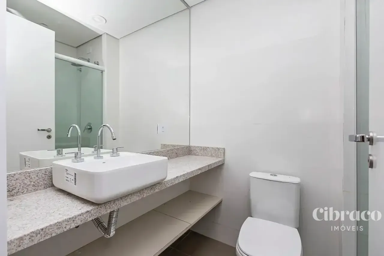 Unfurnished studio with 1 bedroom and 1 bathroom — photo 13