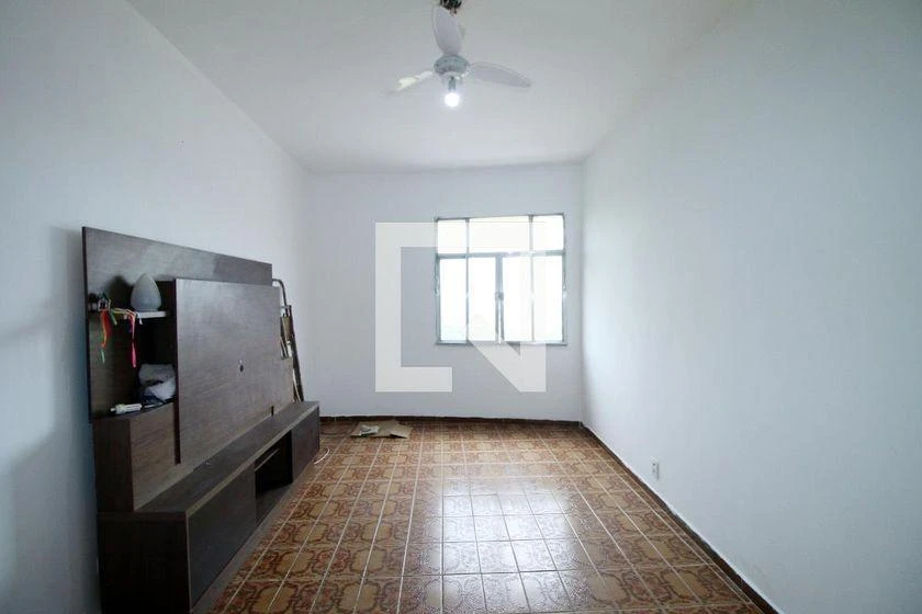 Park view in a 2-bedroom apartment, 70 m² — photo 11