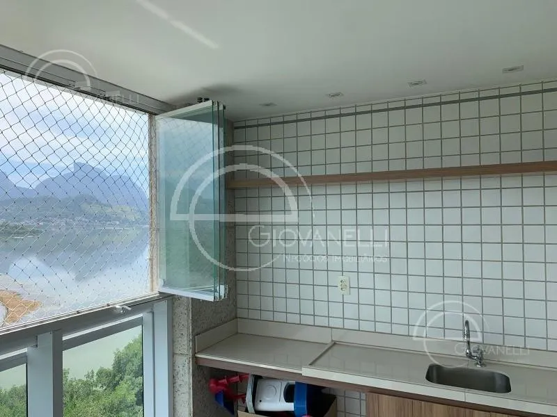 Water view in a 3-bedroom apartment, 151 m² — photo 20