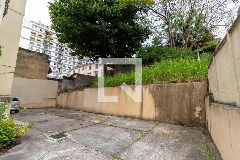 Furnished 2-bedroom apartment with balcony and 1 parking — photo 34