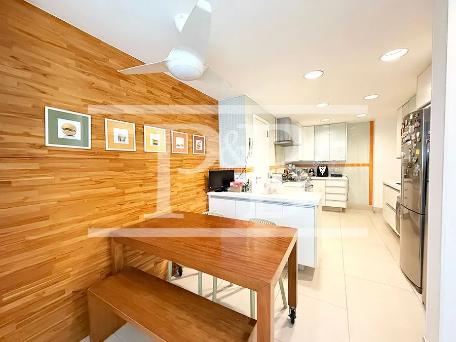 Apartamento de 3 dormitórios com 240 m² e 3 vagas — photo 33