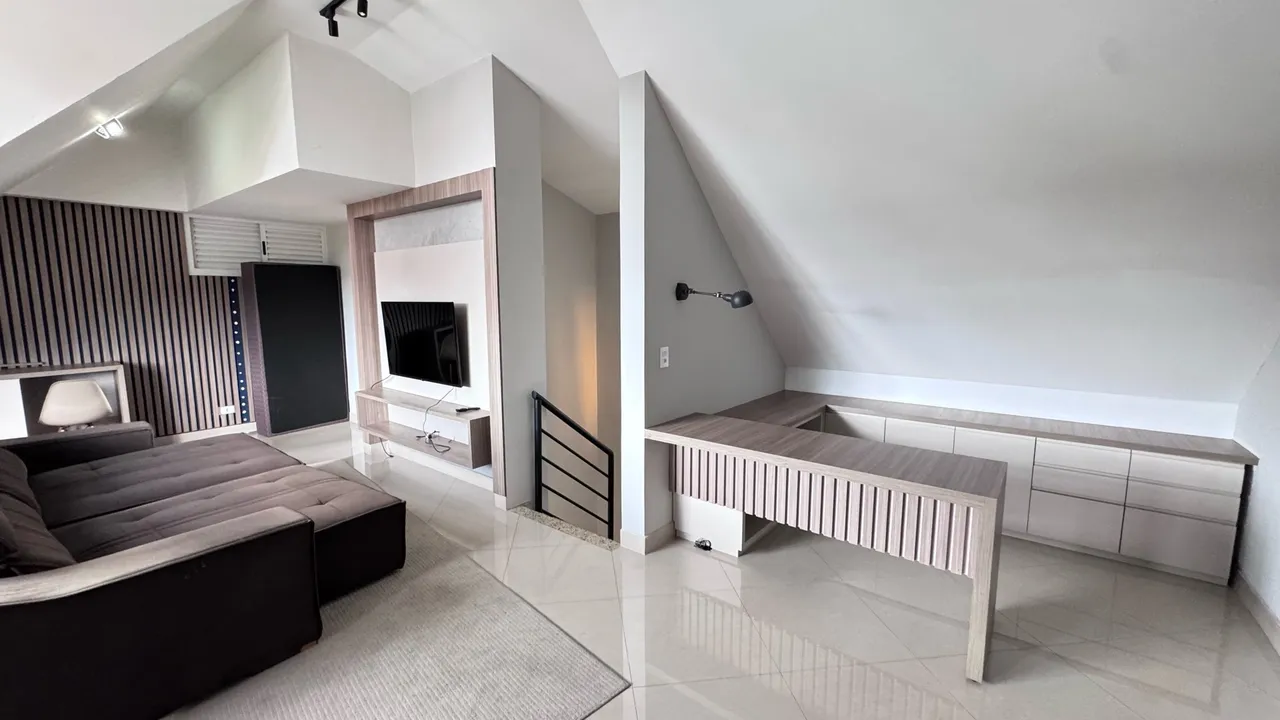 Washing machine in a 3-bedroom house, 190 m² — photo 13