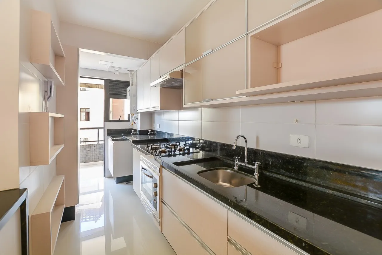 Unfurnished 2-bedroom apartment with 2 bathrooms — photo 5