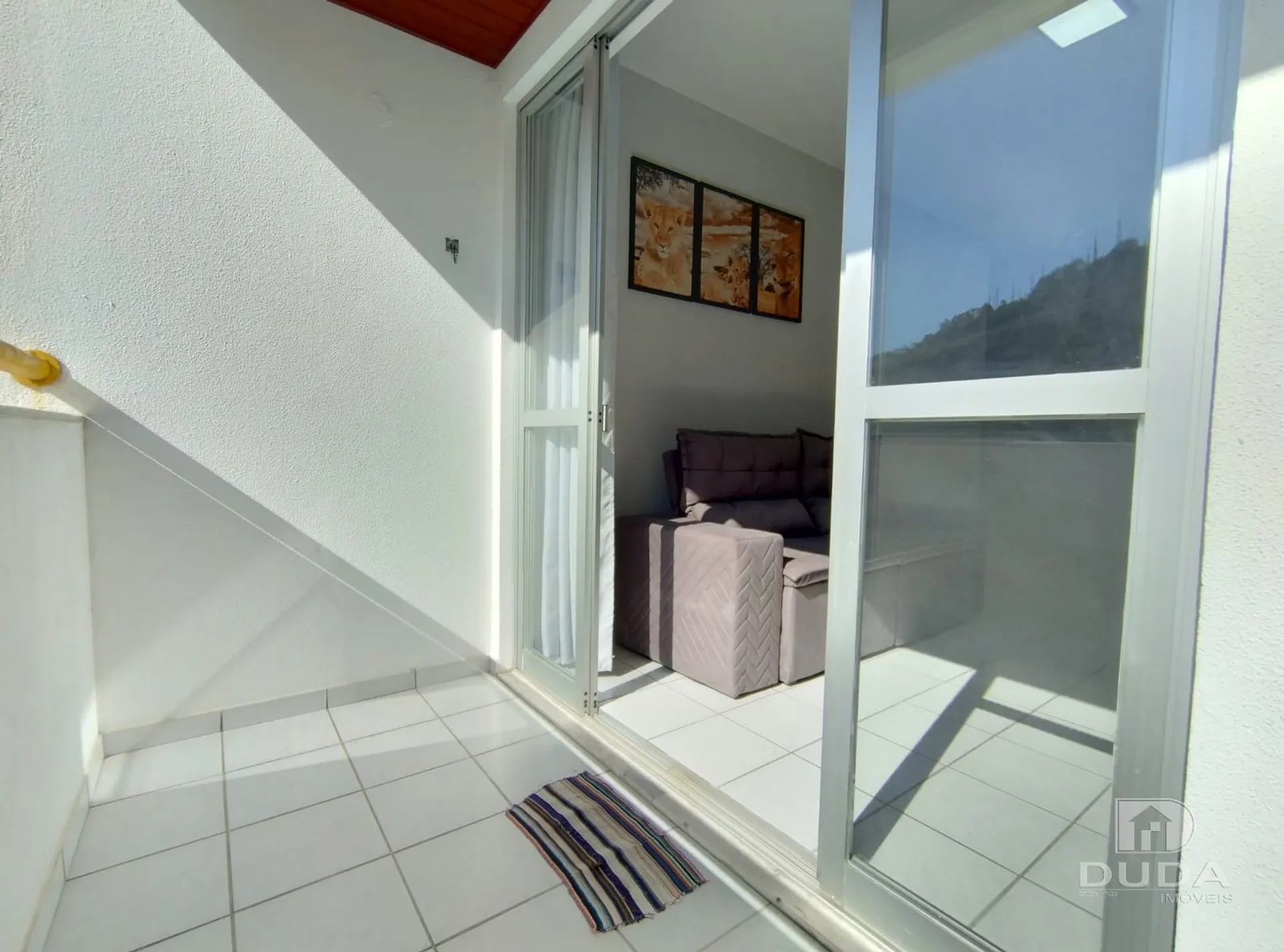 Apartamento amueblado de 2 dormitorios con plaza — photo 18