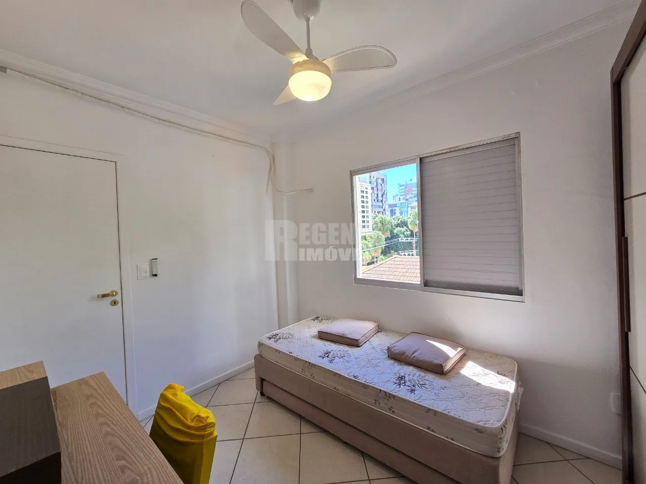 Apartamento de 2 dormitorios de 85 m² con barbacoa — photo 11