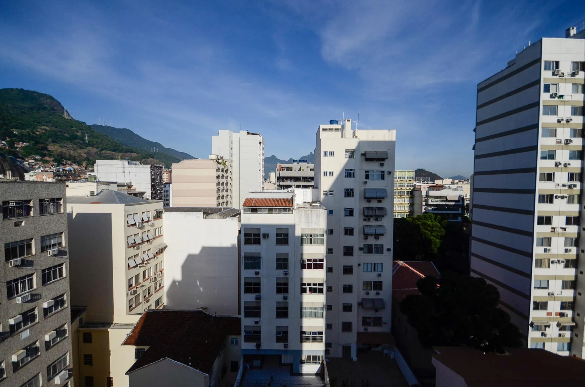 Apartamento mobiliado, 55 m², com janelas do piso ao teto — photo 28