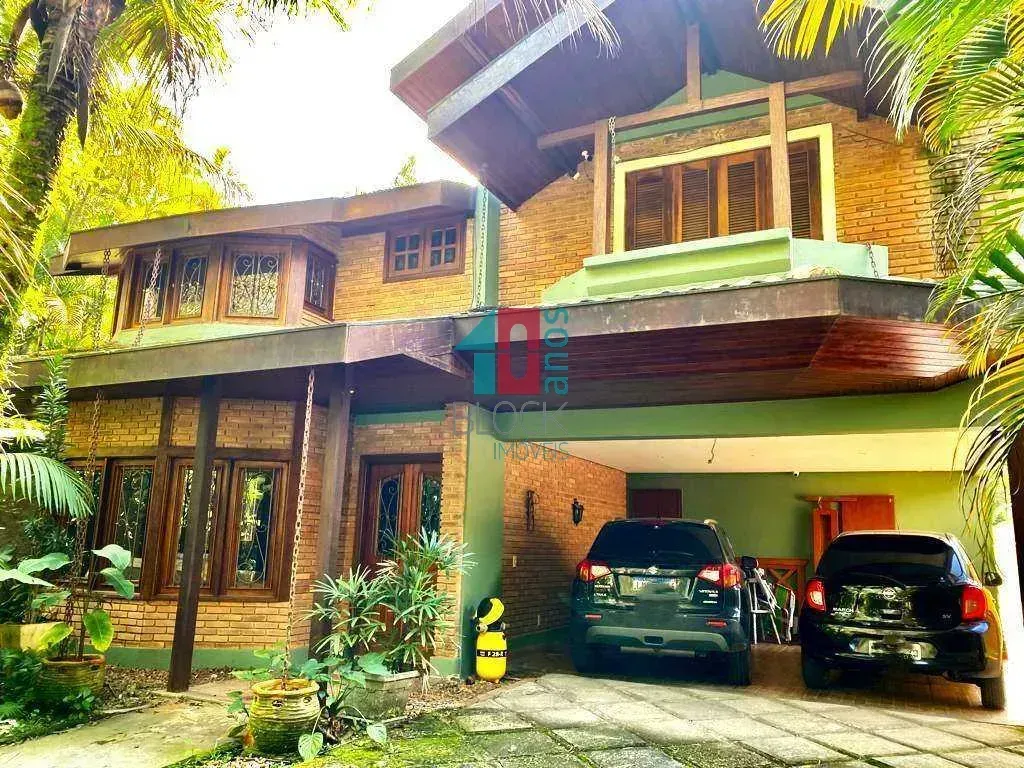 Casa mobiliada com 4 quartos e 5 banheiros — photo 2