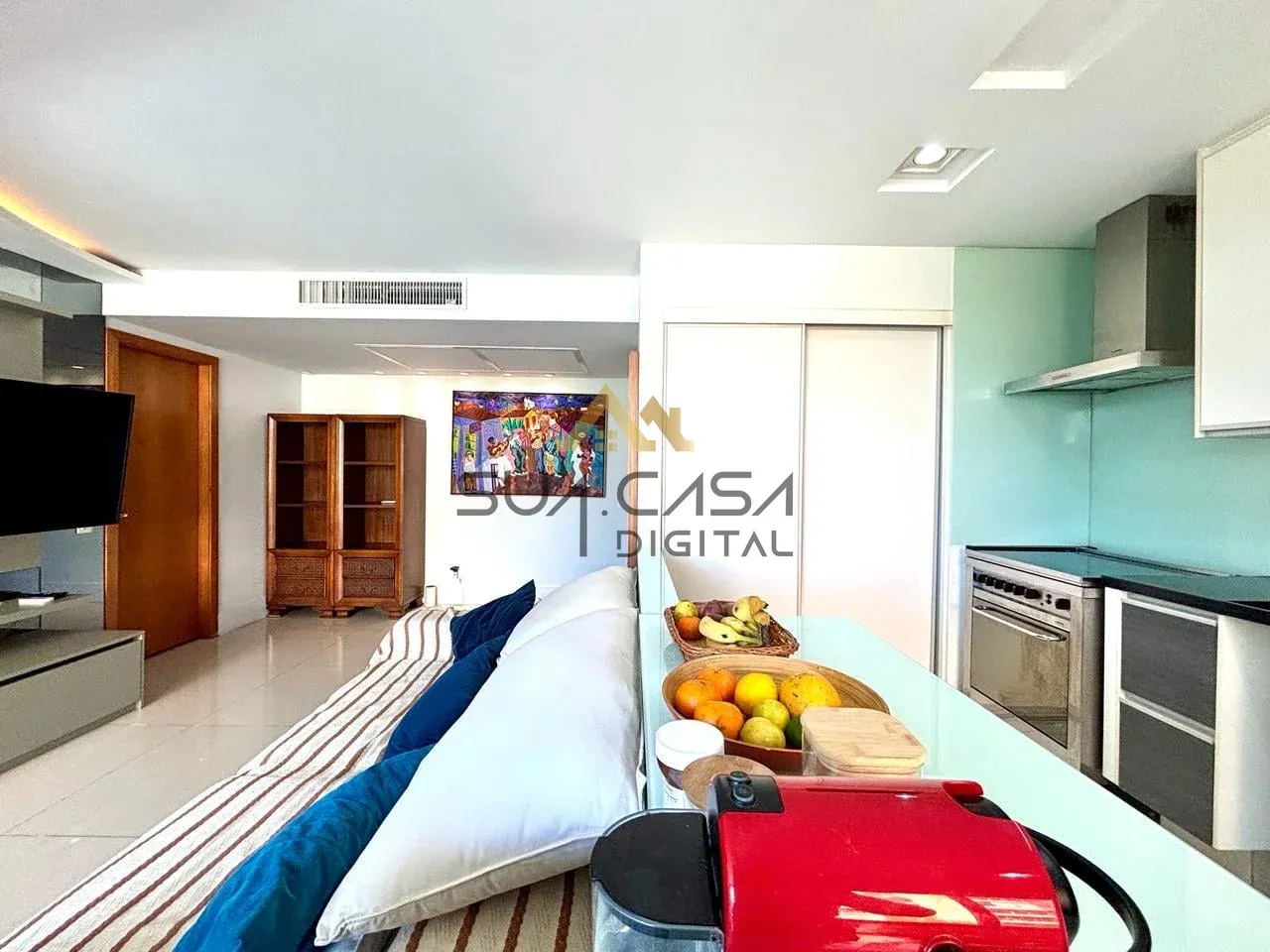 Furnished apartment with 2 bedrooms and open-plan kitchen — photo 13