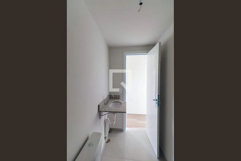 3-bedroom apartment with a grill on the balcony — photo 44